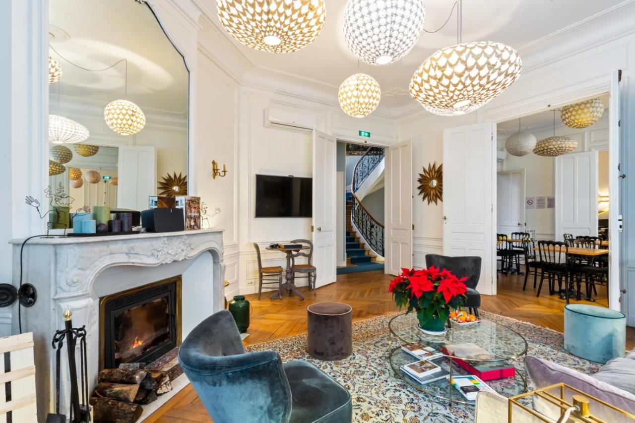 Sourire Boutique Particulier Parigi