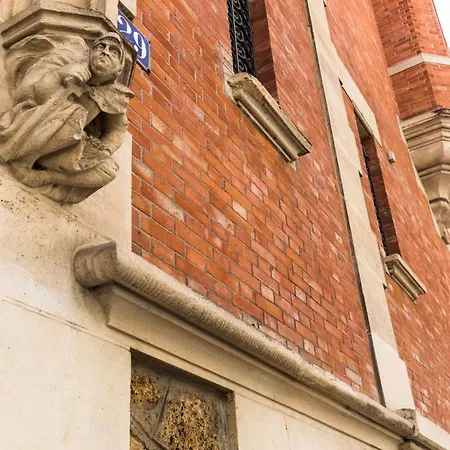 Sourire Boutique Particulier Bed & Breakfast 4*