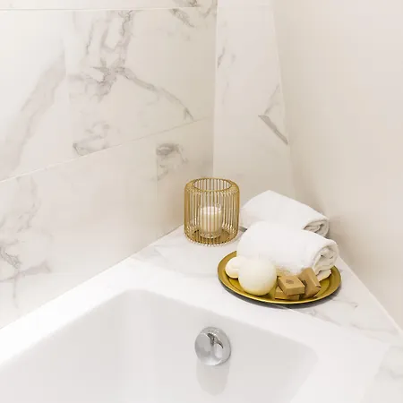 Sourire Boutique Particulier 4* Paris